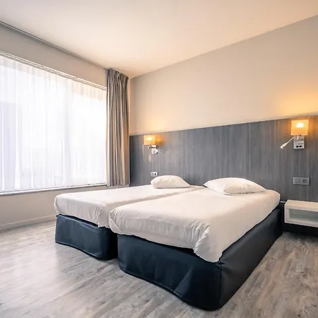& Wellness Royal Astrid מלון 3*