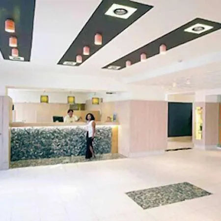 & Wellness Royal Astrid 호텔 3*